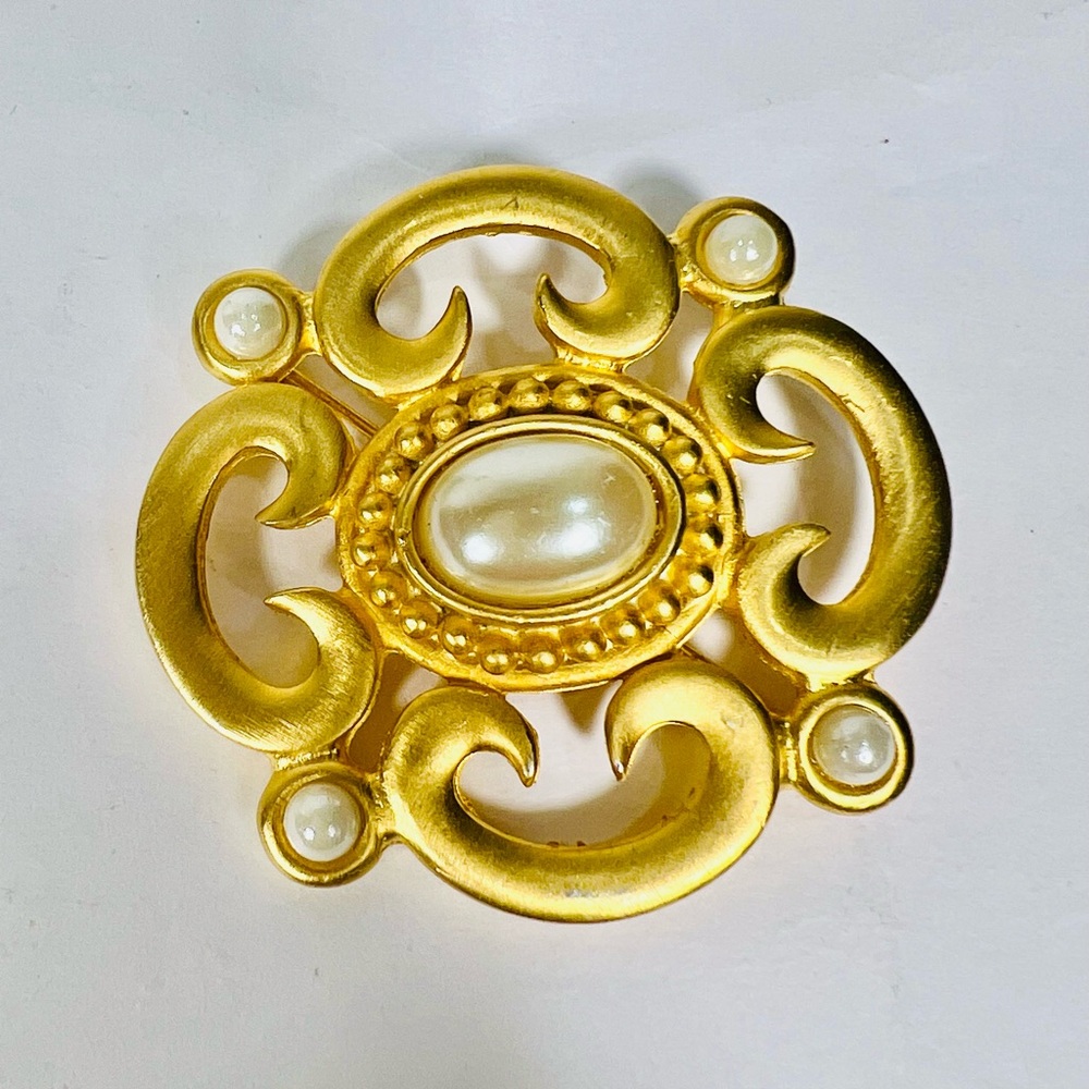 Vintage Gold Tone Faux Pearl Ornate Scroll Brooch Statement Pin
